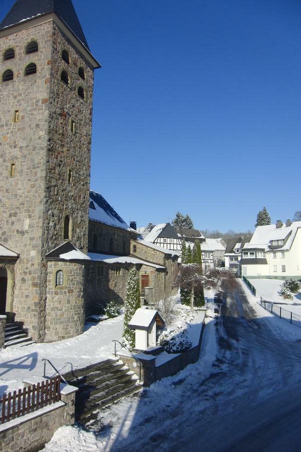 Gasthof Susewind Antfeld ภายนอก รูปภาพ