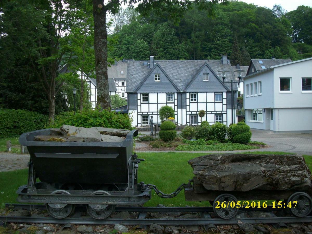 Gasthof Susewind Antfeld ภายนอก รูปภาพ